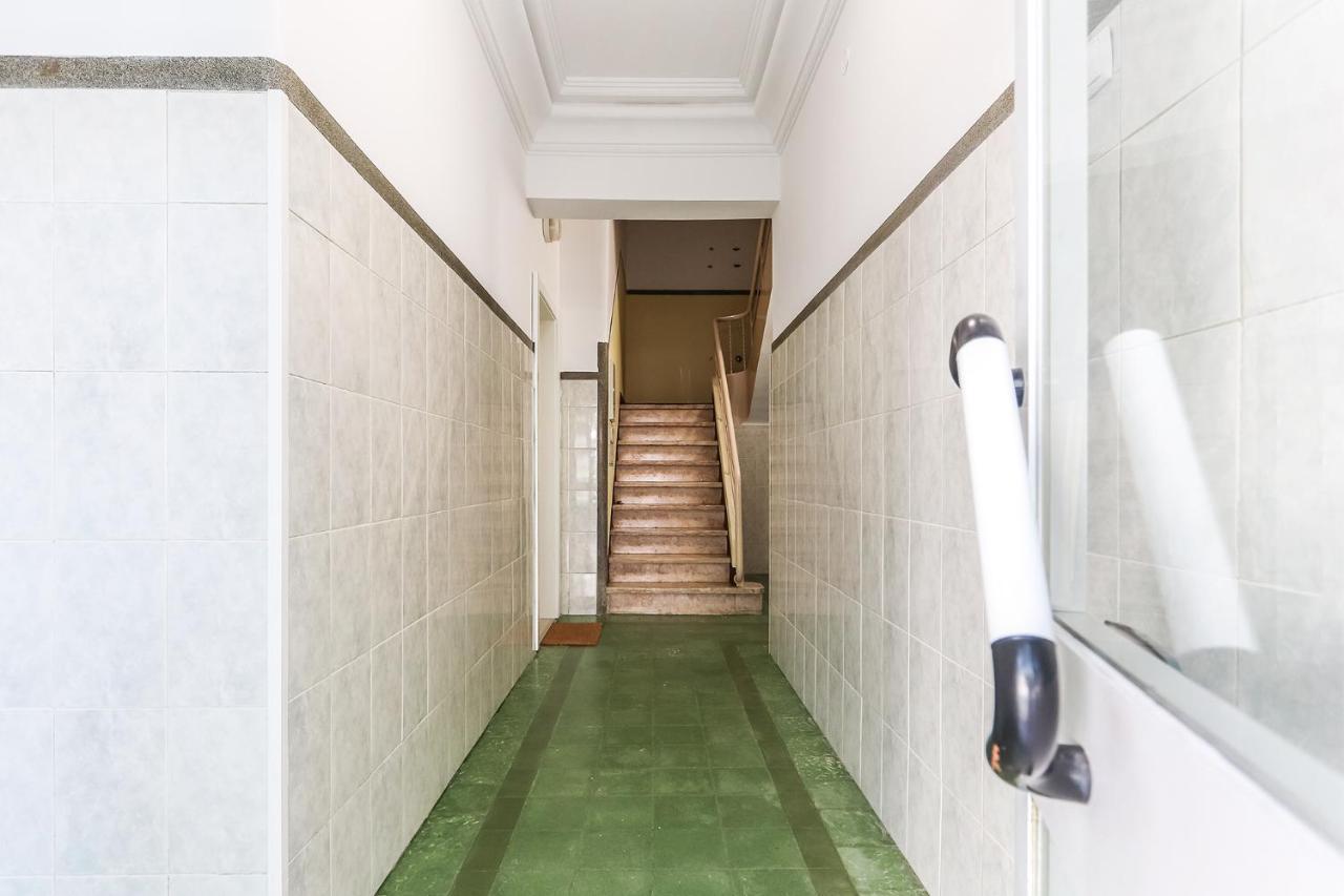Vita Portucale ! Moscavide Casa Branca W/ Terrace Lisboa Kültér fotó